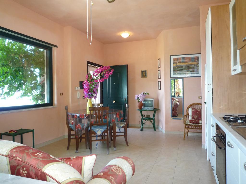 Villa Panthea Capo Vaticano Pokój zdjęcie